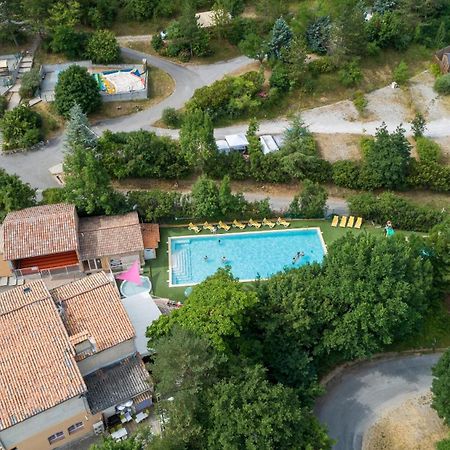 Hotel Camping les Princes d'Orange à Orpierre Extérieur photo