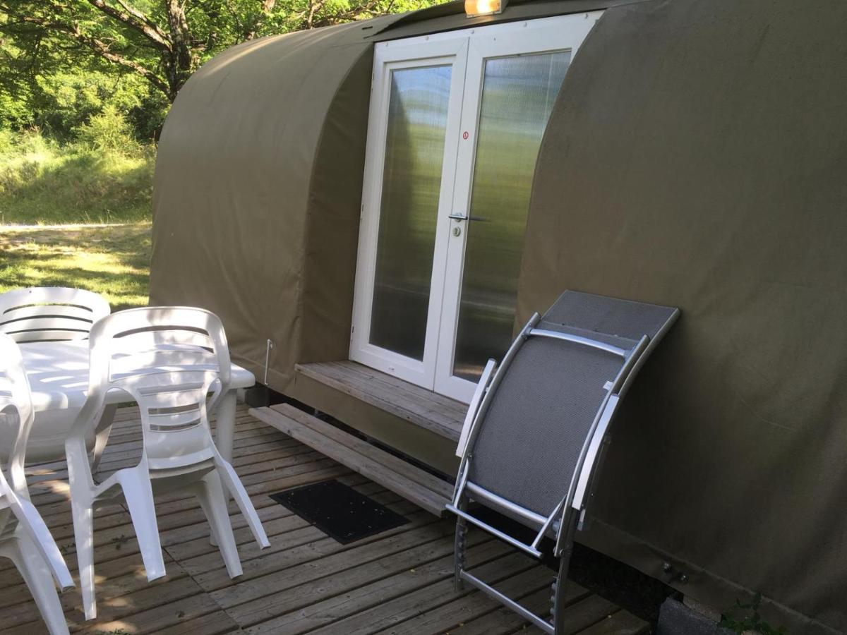 Hotel Camping les Princes d'Orange à Orpierre Extérieur photo